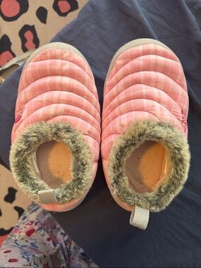 The North Face Pink Quilted Faux-Fur Slip-On Slippers